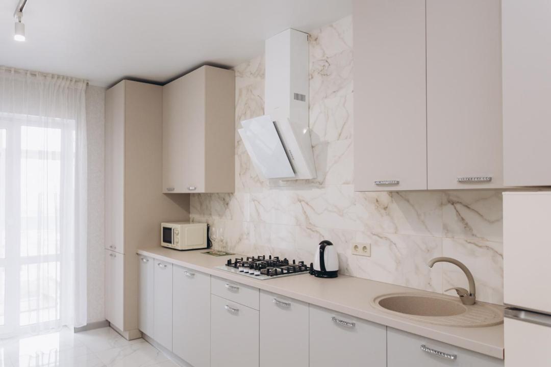 Apart Lux Elegant Soemy Buitenkant foto
